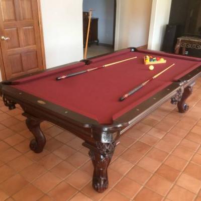 Connelly 8' Pool Table